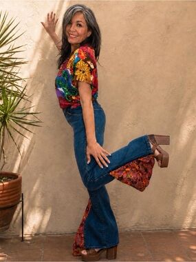Vintage Rustler Denim Paisley Godet Bell Bottom Jeans 34 Long USA